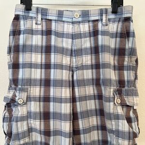 Men's Van Heusen Blue and Brown Plaid Shorts (32" waist).